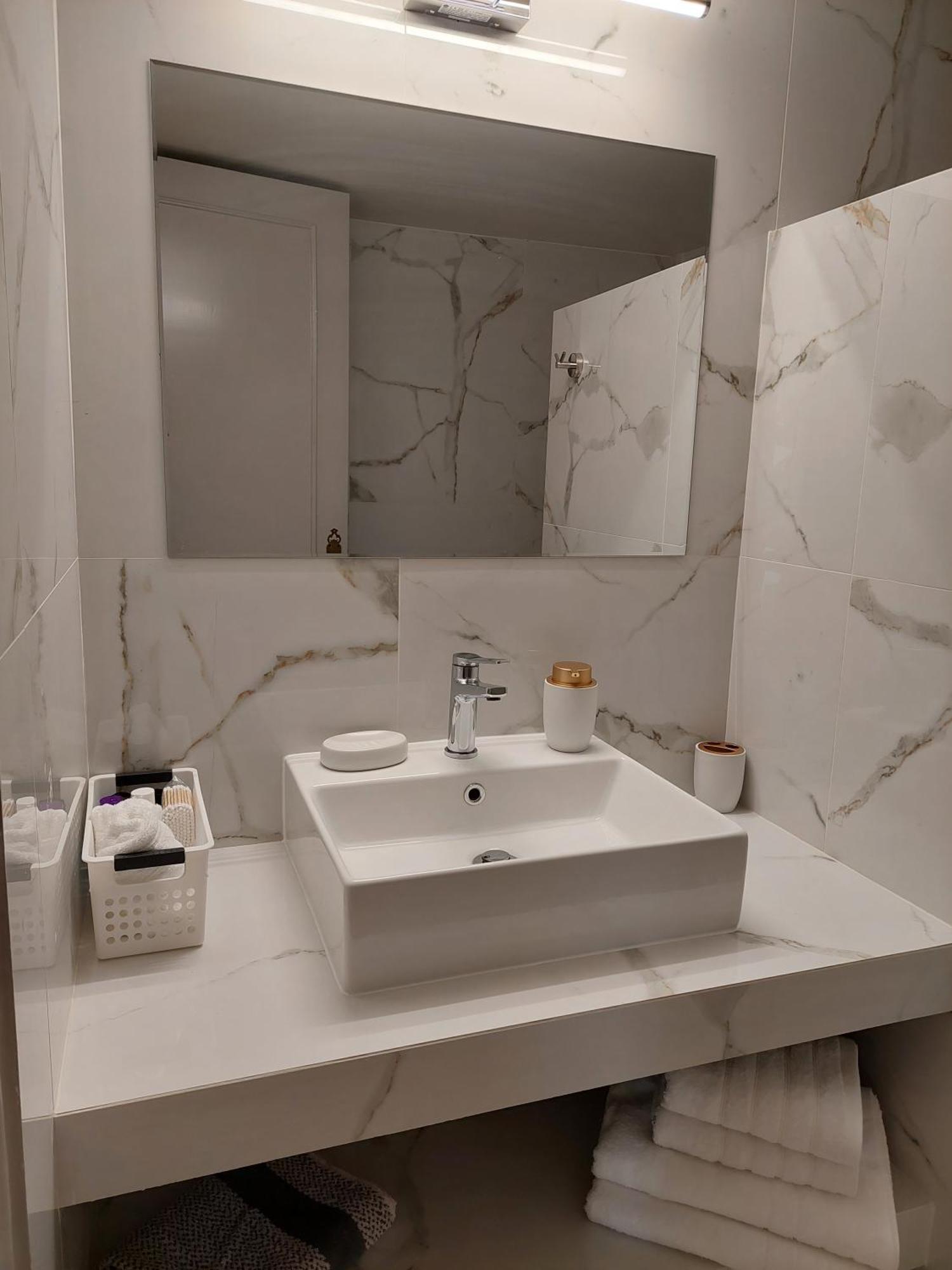 Bmv Apartments Atina Dış mekan fotoğraf